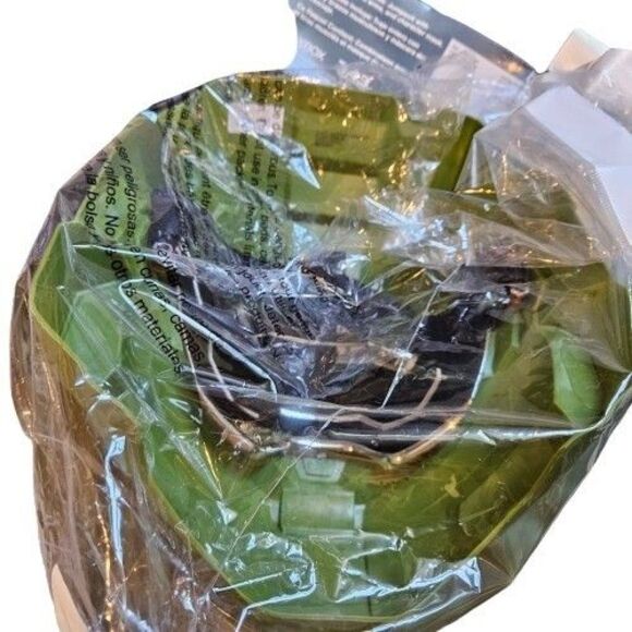 Halo Infinite Master Chief Kids Halloween Muscle Costume Size Large 10-12 NWT - Picture 5 of 7